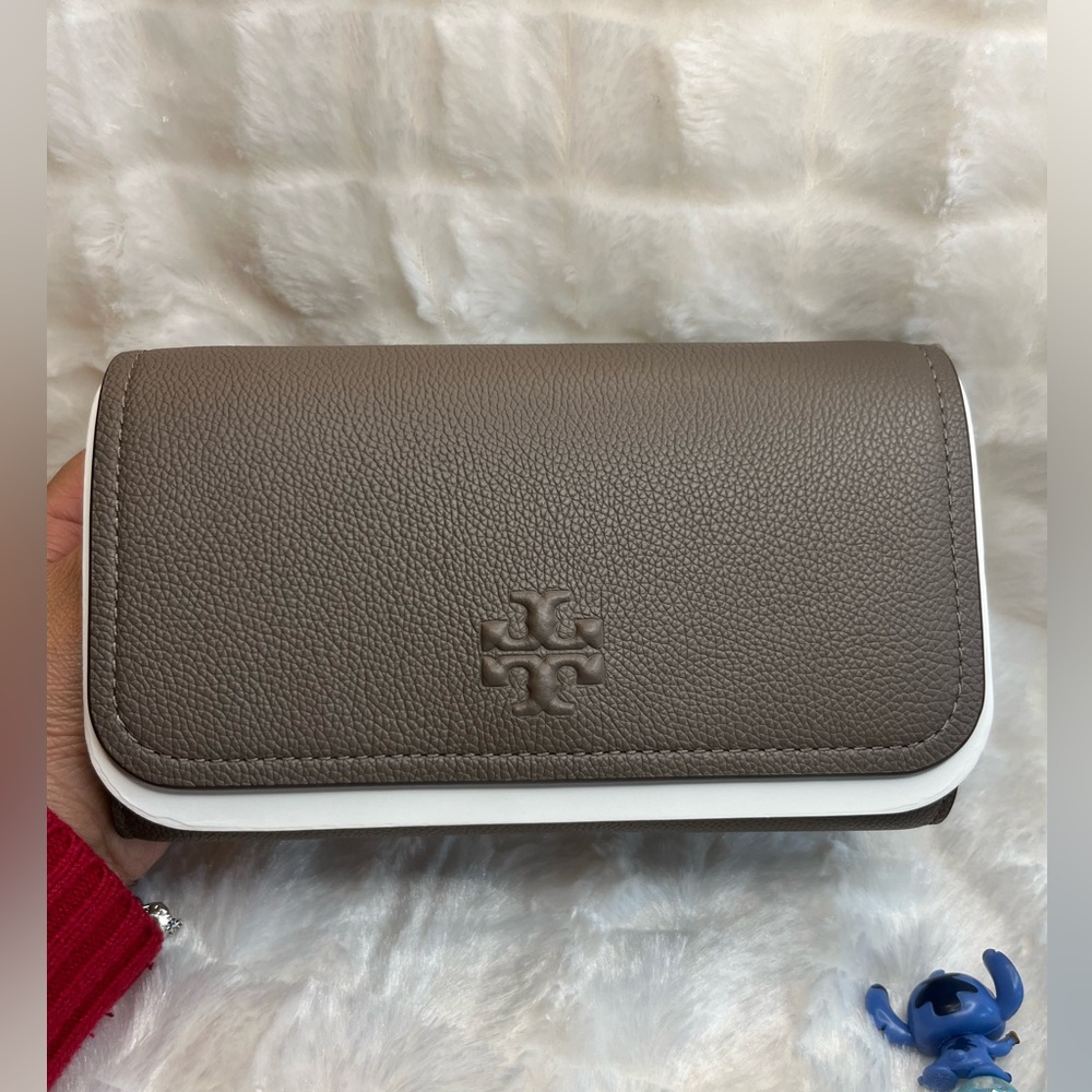 NWT Tory Burch Thea Flat Wallet Crossbody 169971 in Wild Mushroom 🤎